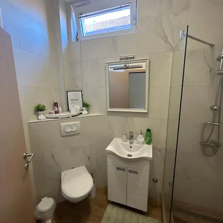 アパート Bliss Apartments-taurunum2 *