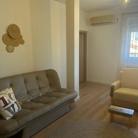 Bliss Apartments-taurunum2 아파트 *